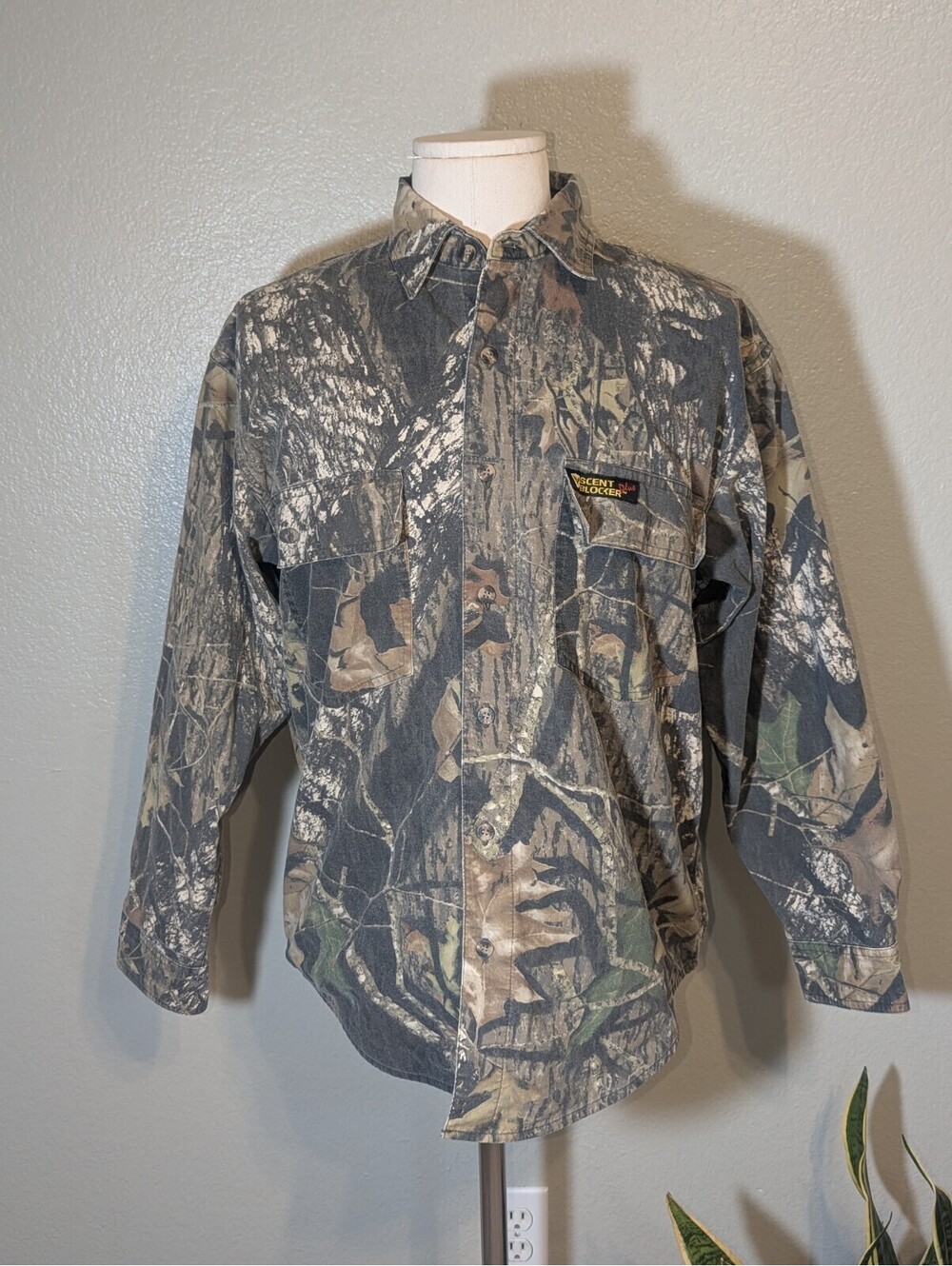 Frontier Scent Blocker PLUS Hunting Camo Button-down Size Medium